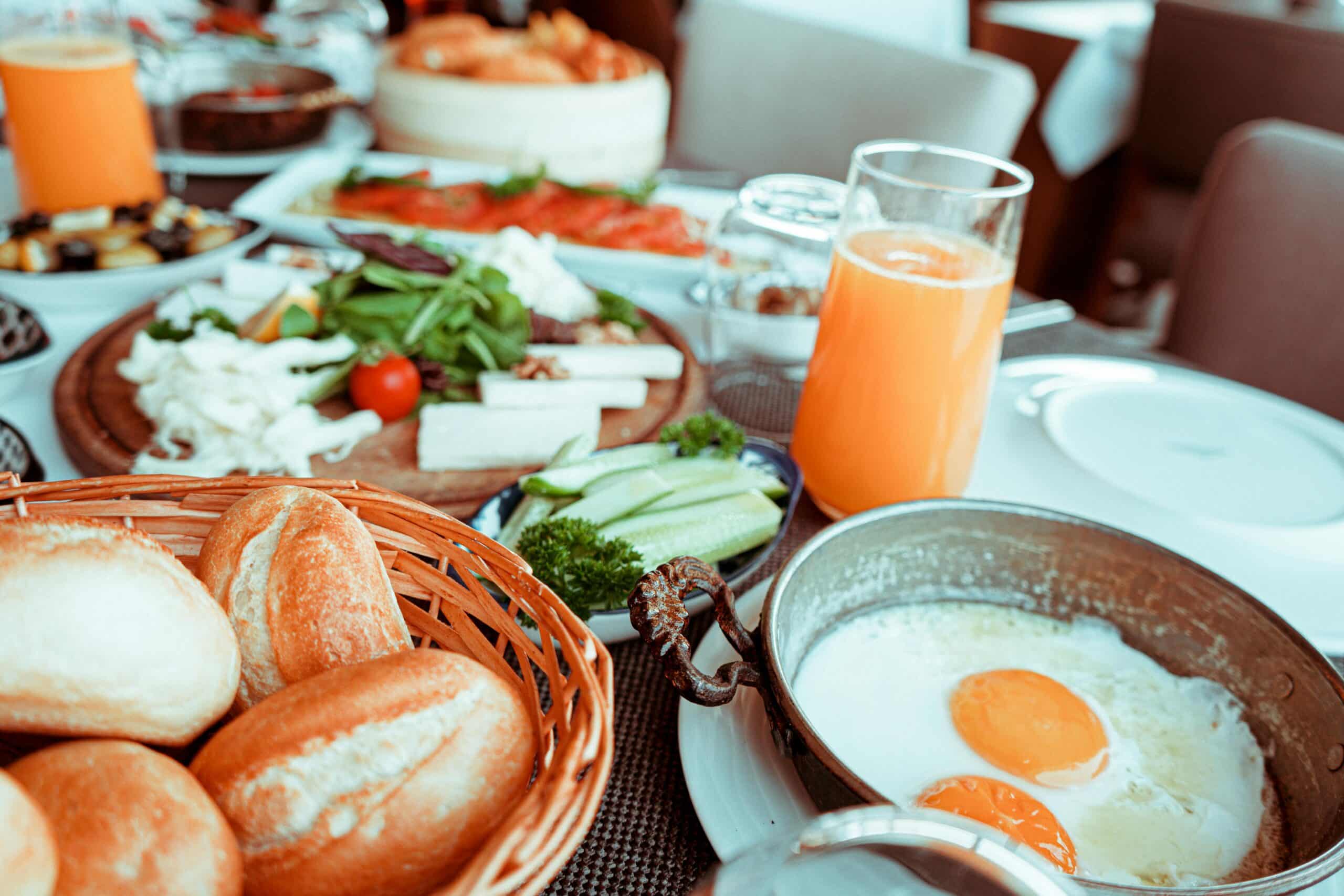 brunch spread at restaurant for mothers day in myrtle beach